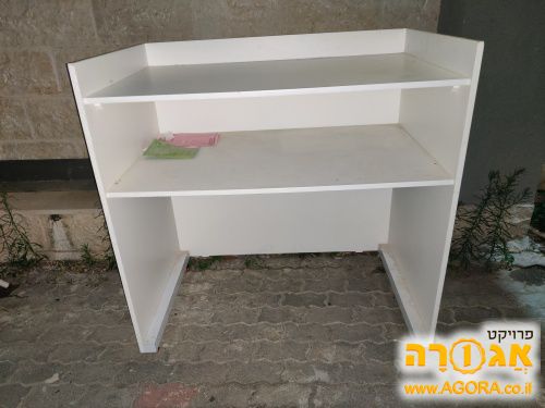 תיבה מעמד לחזן