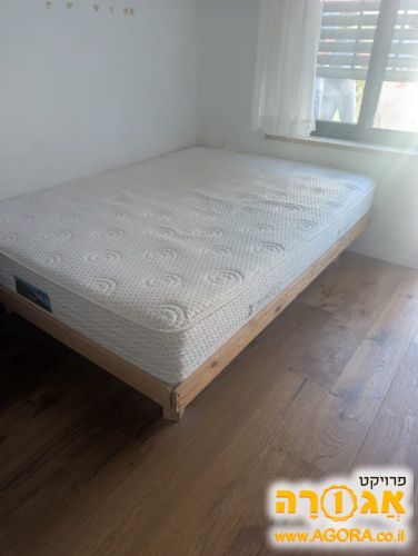 בסיס מיטה