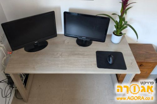 שולחן כתיבה