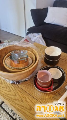 קערות נירוסטה, עץ וחרסינה בגדלים שוני