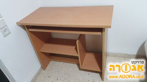 שולחן מחשב