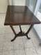 שולחן