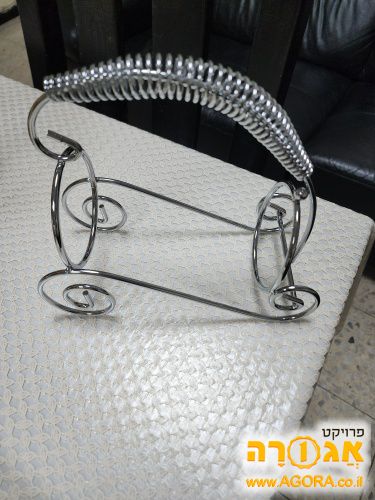 מעמד לבקבוק יין