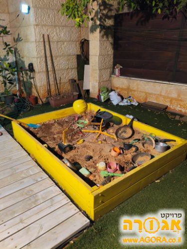 ארגז חול מעץ לחצר