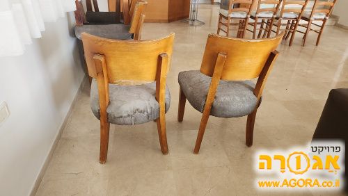כסאות