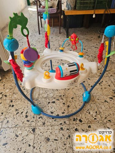 מתקן הליכה לתינוק