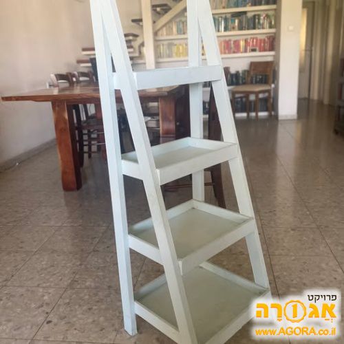 מדפים