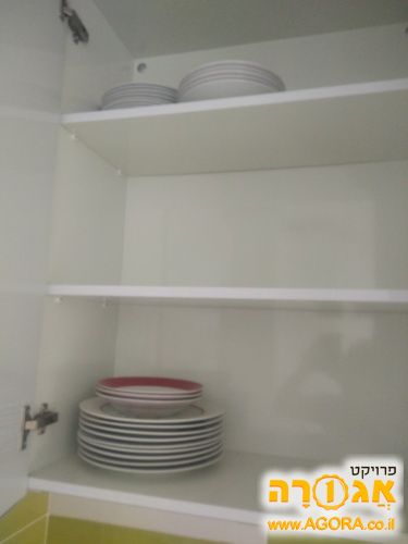 צלחות