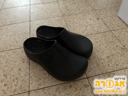 נעלי מטבח