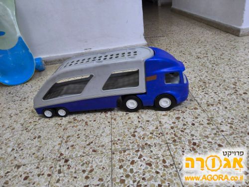 משאית משחק
