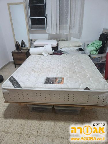 בסיס מיטה ומזרון
