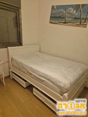 מזרן ומיטה