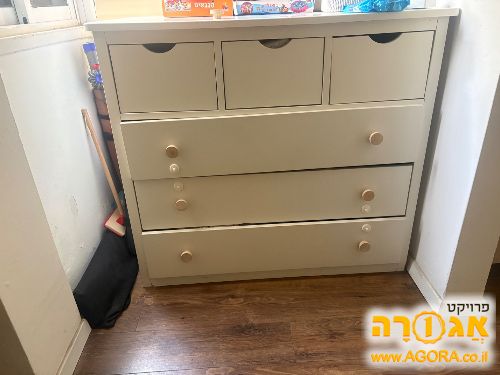 שידת החתלה