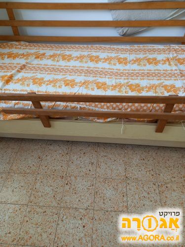 מיטת ילדים נפתחת+2 מזרנים+מעקה