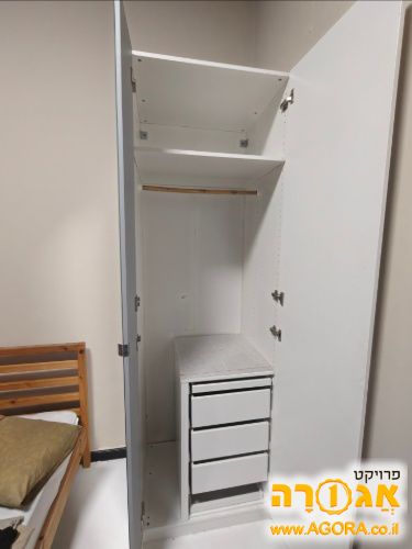 ארון איקאה
