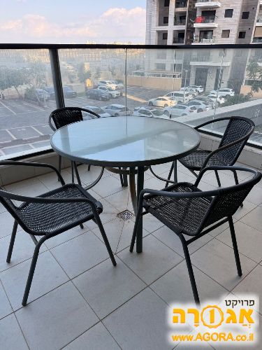 פינת ישיבה למרפסת