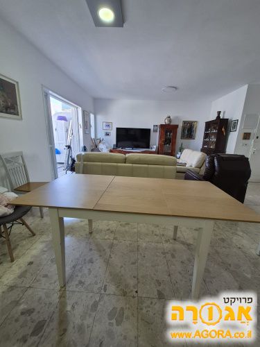 שולחן פינת אוכל