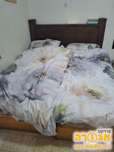 מיטה יהודית מעץ