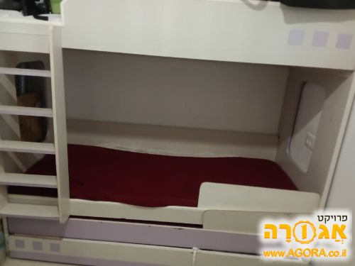 מיטת קומתיים
