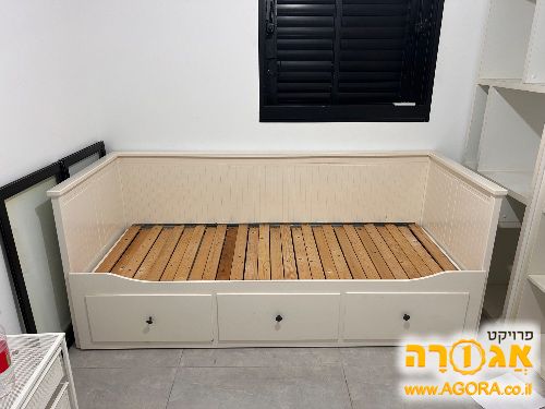 מיטה נפתחת HEMNES איקאה בצבע לבן