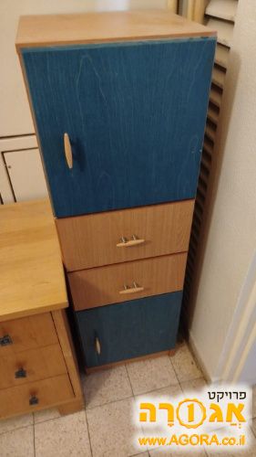 ארונית עץ לחדר ילדים