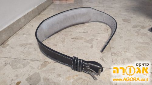 חגורה להרמת משקולות