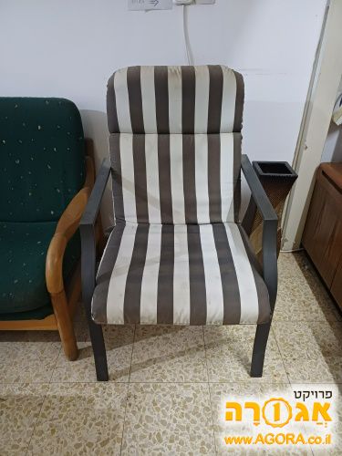 3 כסאות גינה