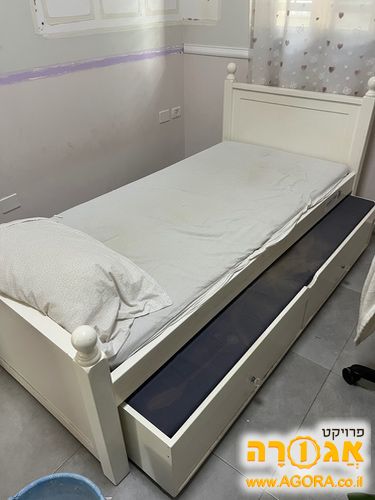 מיטה לילדים עם מזרן ומיטה נשלפת