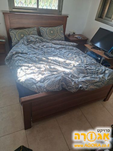 מיטה זוגית