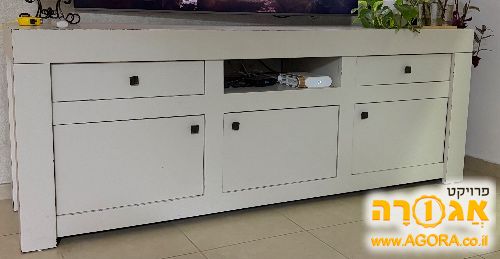 שידת טלוויזיה