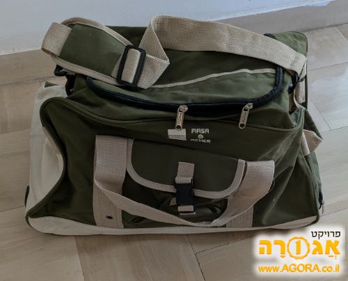 תיק נסיעות