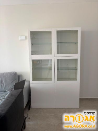 ארון ויטרינה