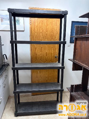 מדפי פלסטיק לאחסון