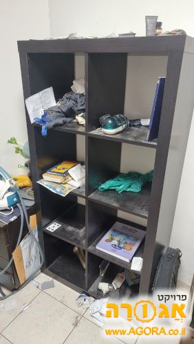 ספרייה כוורת IKEA