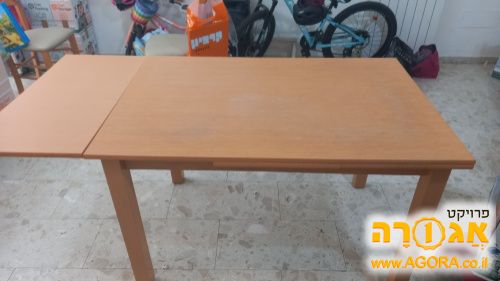 שולחן