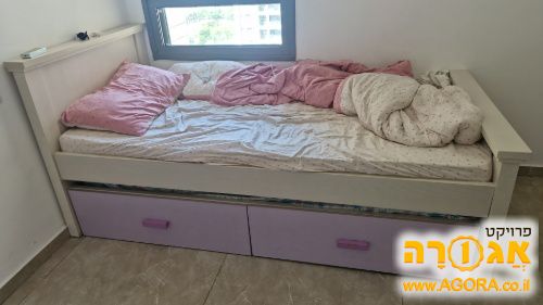 מיטה לנוער לילדה