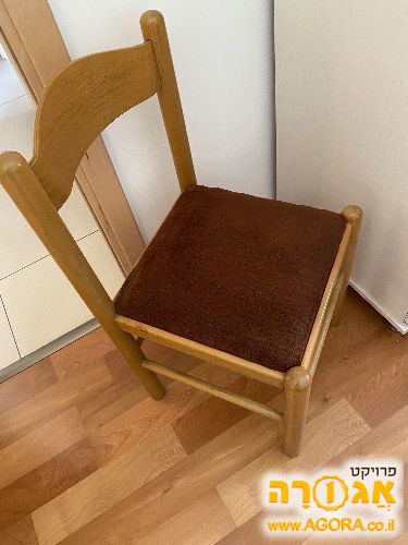 כסאות