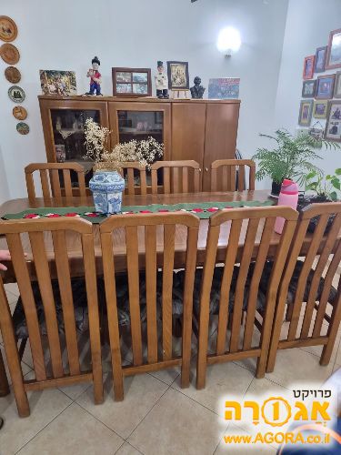 שולחן עץ מלא עם הרחבה, 8 מקומות ישיבה