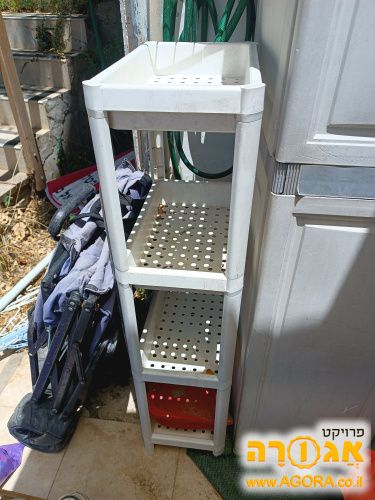 ארונית פלסטיק