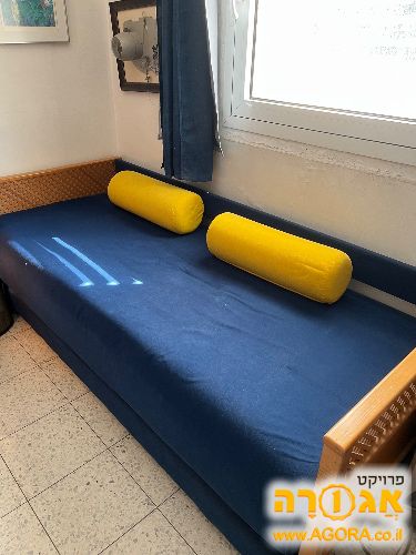 מיטת נוער נפתחת