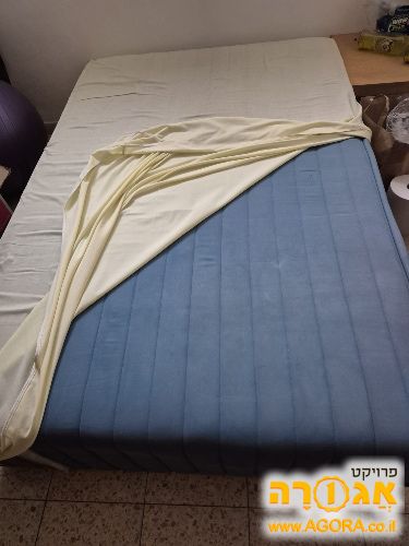 מזרון כחול