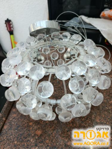 נברשת מעניינת