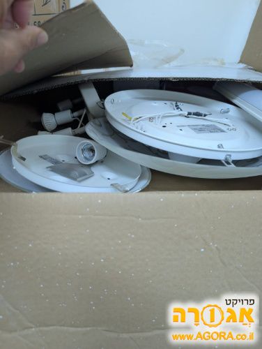 גופי תאורה לתקרה