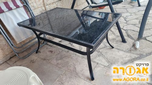 שולחן שחור