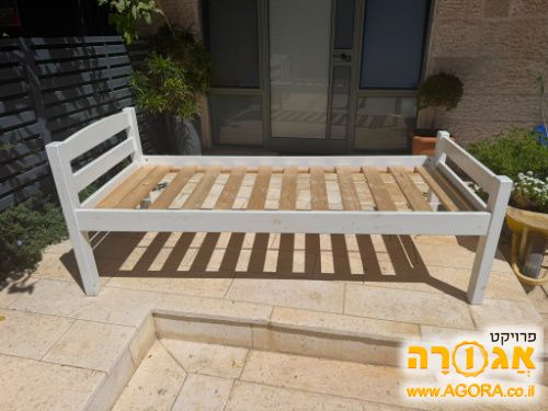 מיטת נוער