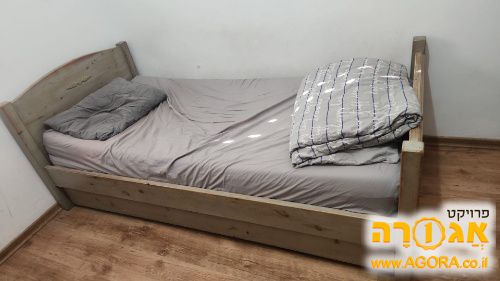 מיטה ומזרונים