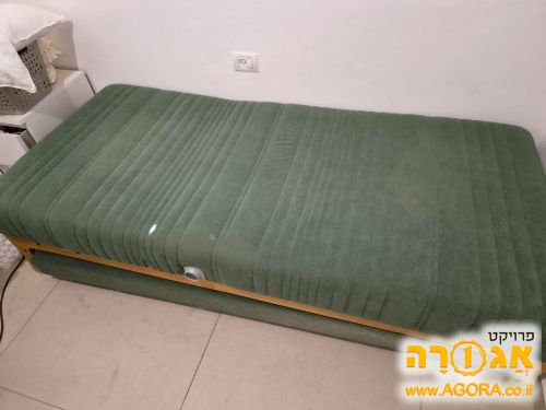 מיטת נוער נפתחת