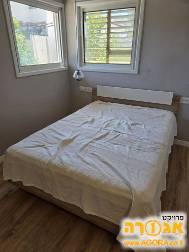 רהיטים שנמסרים בשל מעבר דירה