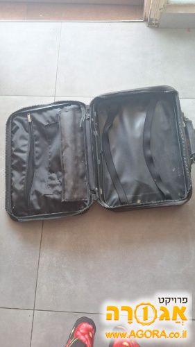 תיק סטודנט משומש ותקין. זקוק לניק