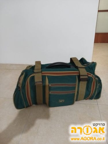 תיק נסיעות